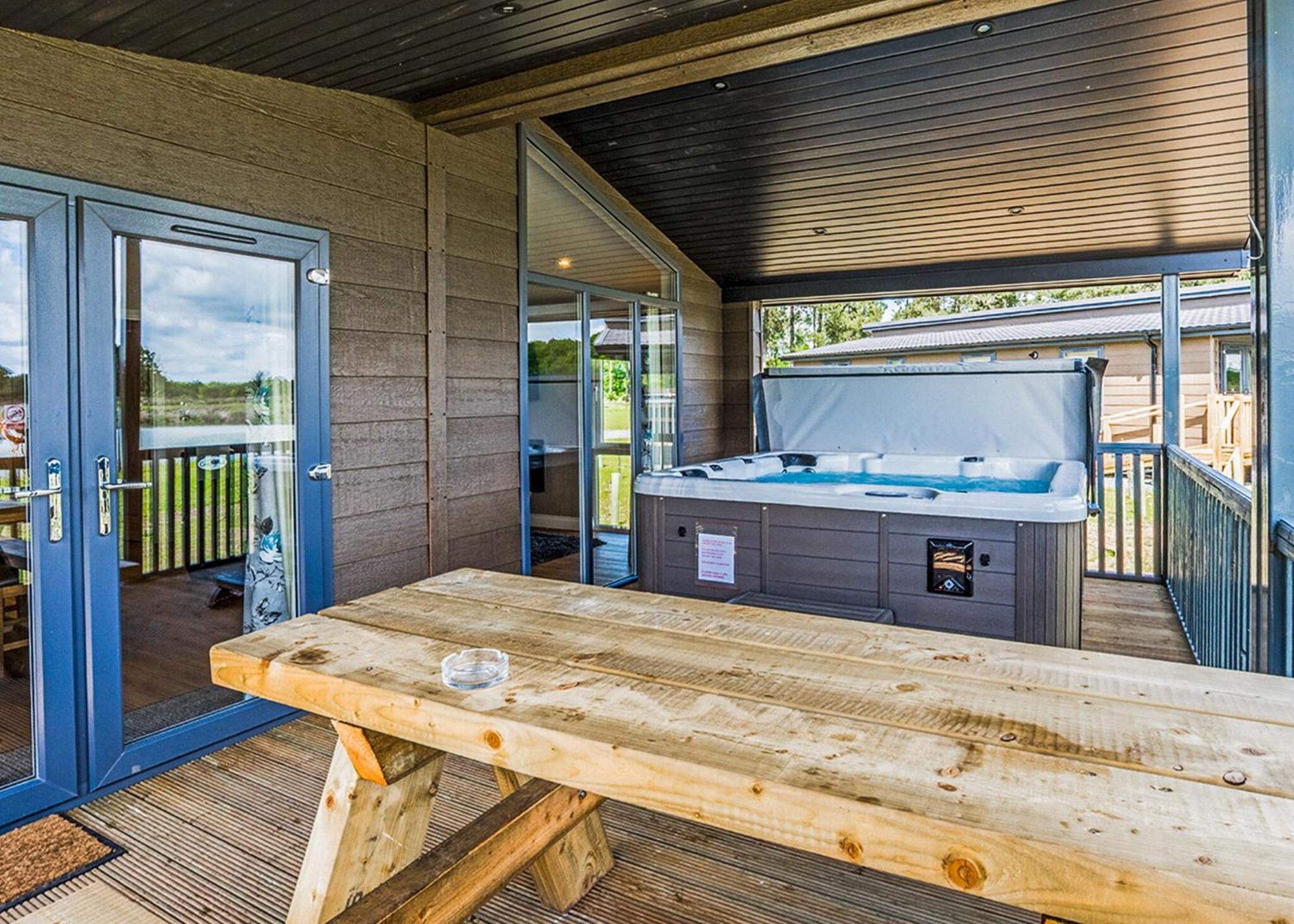 Woodhall Country Park Lodges Woodhall Spa Ngoại thất bức ảnh