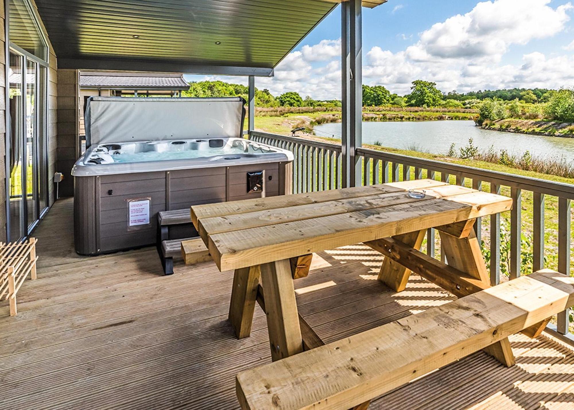 Woodhall Country Park Lodges Woodhall Spa Ngoại thất bức ảnh